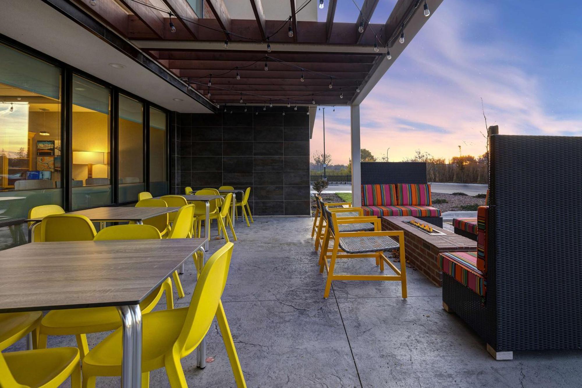 Home2 Suites By Hilton Dekalb Zewnętrze zdjęcie